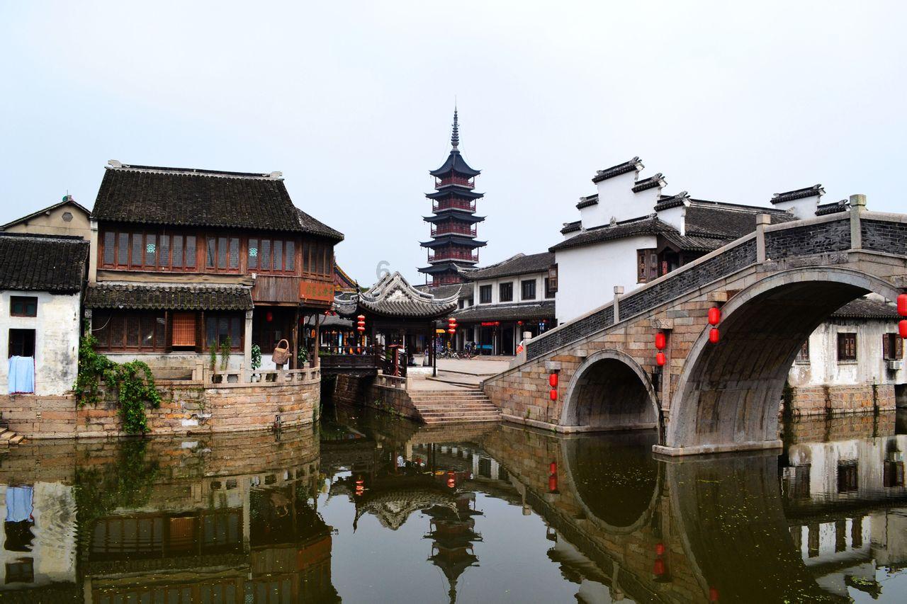 距降级区1分!贝尼特斯回应塞尔塔球迷下课歌声:我有长期计划